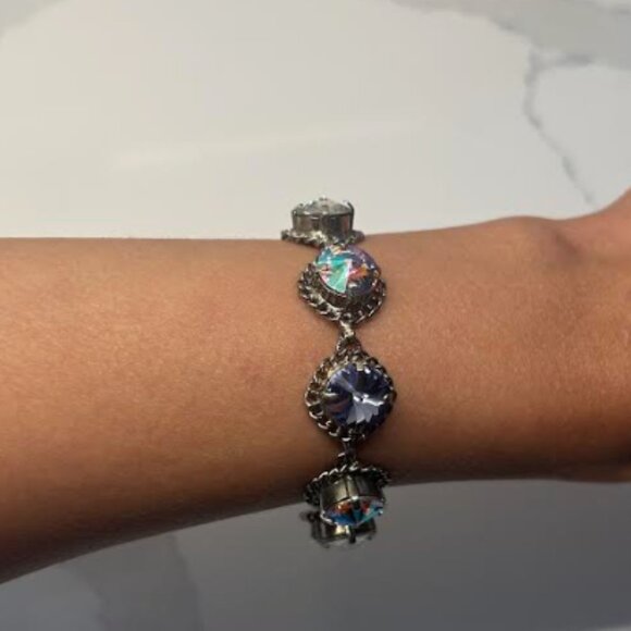 NIQUEA.D  Crystal Chain Bracelet - Picture 3 of 7